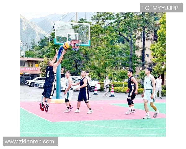 以篮球为纽带探索团队协作与个人拼搏精神的完美融合之路